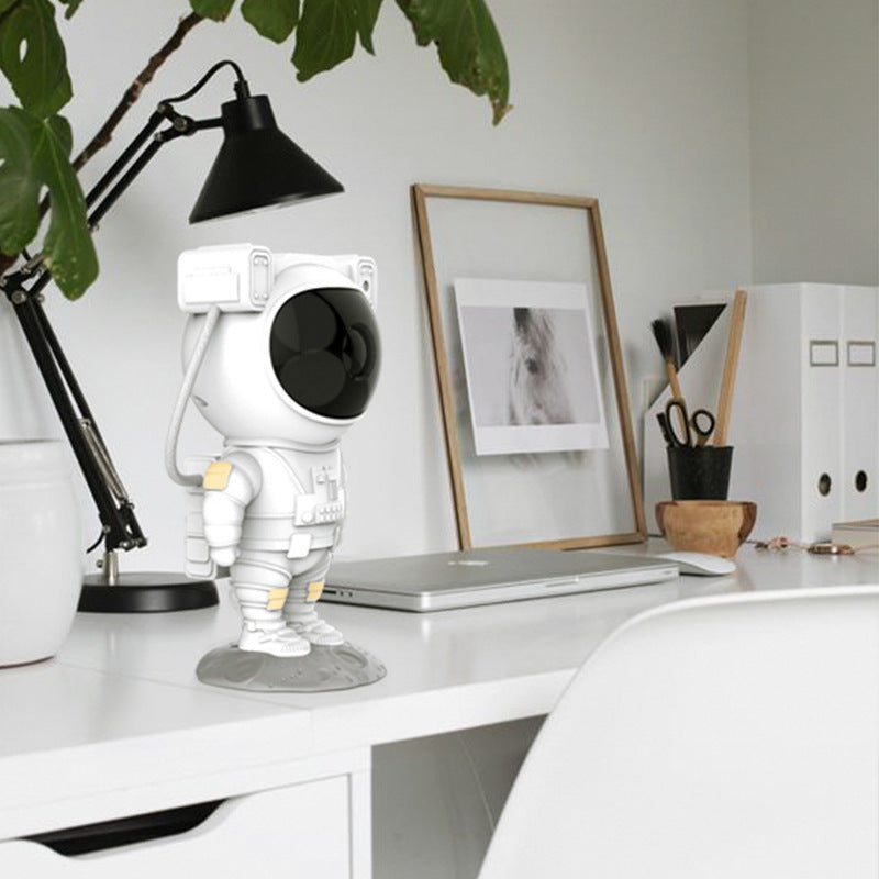 Proyector LED Astronauta con Cielo Estrellado – Lámpara de Noche y Decoración